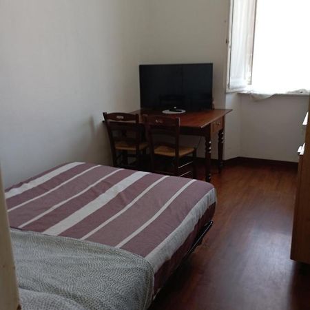 Casa Sofia Apartment Livorno Bagian luar foto